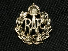 RAF GVIR Brass type Beret Badge