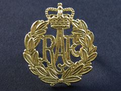 RAF EIIR Beret Badge Image 2