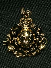 RM Gilt type Cap Badge