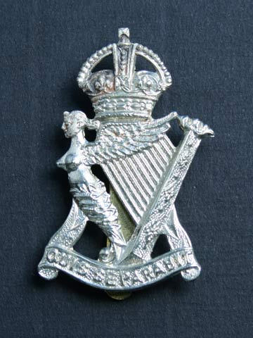 Royal Irish Regiment (QC) Cap Badge