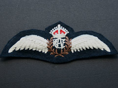 Royal Canadian Air Force Wings KC Badge Image 2