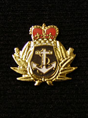 Royal Navy Shield Wreath Lapel Badge