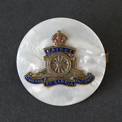 Royal Artillery Sweetheart Brooch Image 2