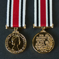 Miniature Special Constabulary Long Service Medal Image 2