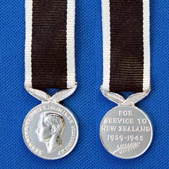 New Zealand War Service Miniature Medal