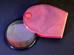 Circular magnifying glass