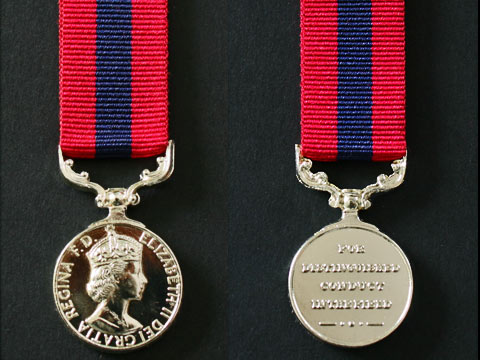 DCM QE2 Miniature Medal