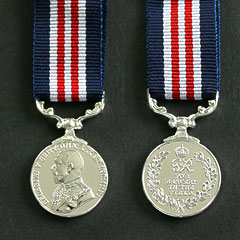 Military Medal - GVR - Miniature Medal Image 2