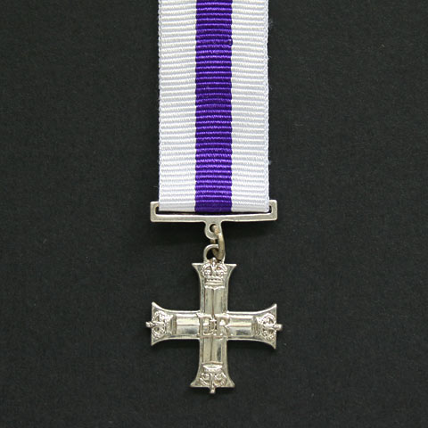 Miniature Military Cross EIIR