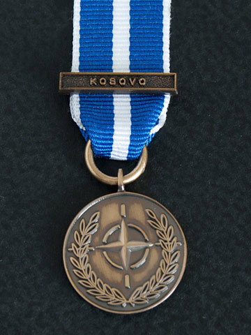 Nato Miniature Medal with Kosovo Bar